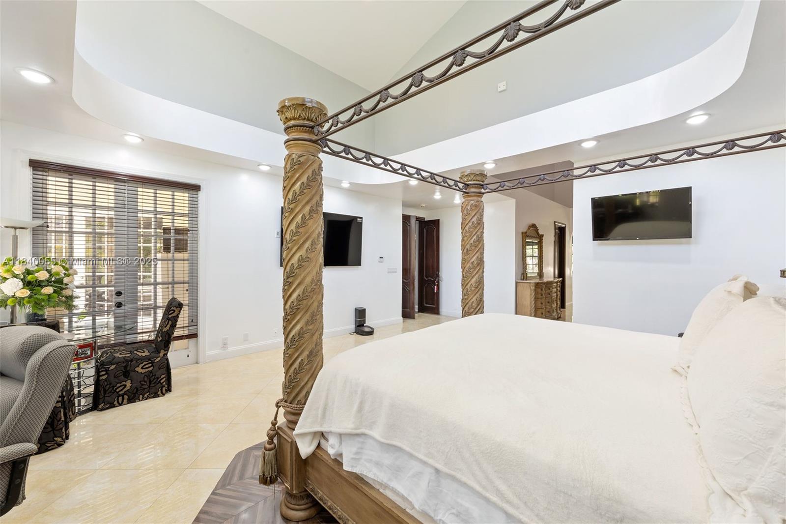 EAGLE TRACE - Residential