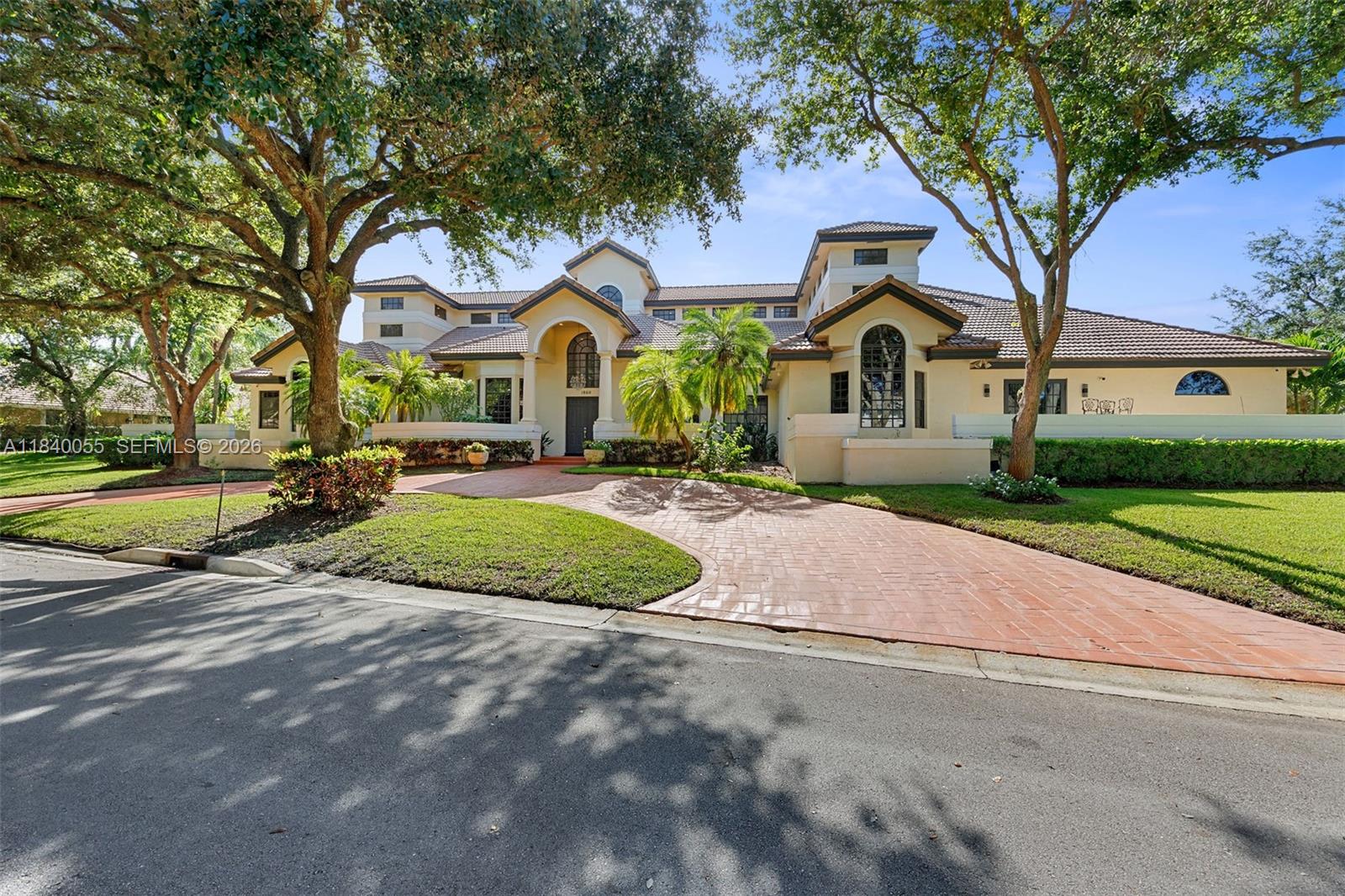 EAGLE TRACE - Residential