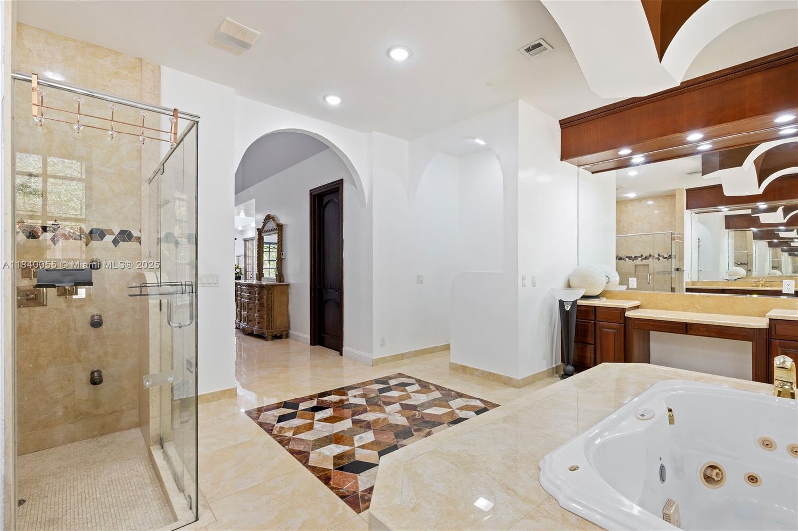 EAGLE TRACE - Residential