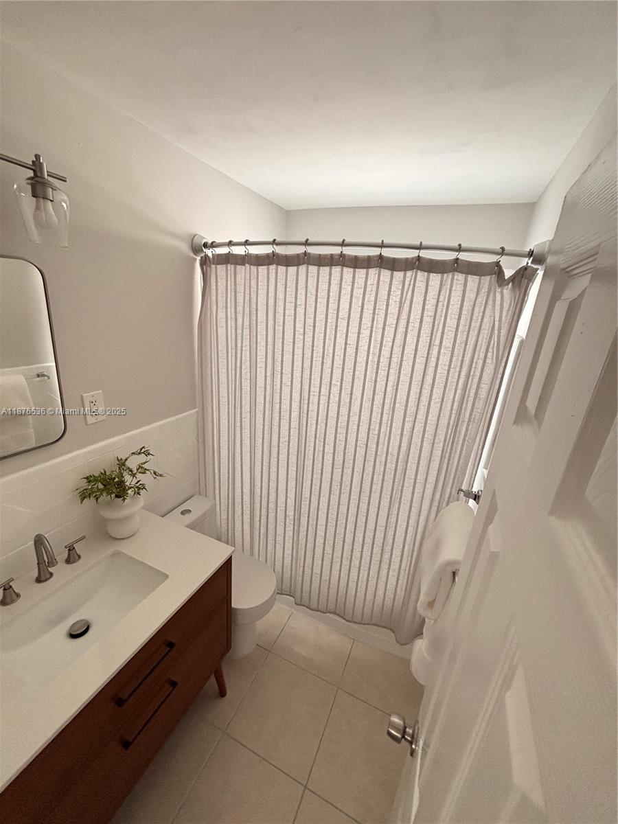 NORTH ANDREWS GARDENS FIR - Residential