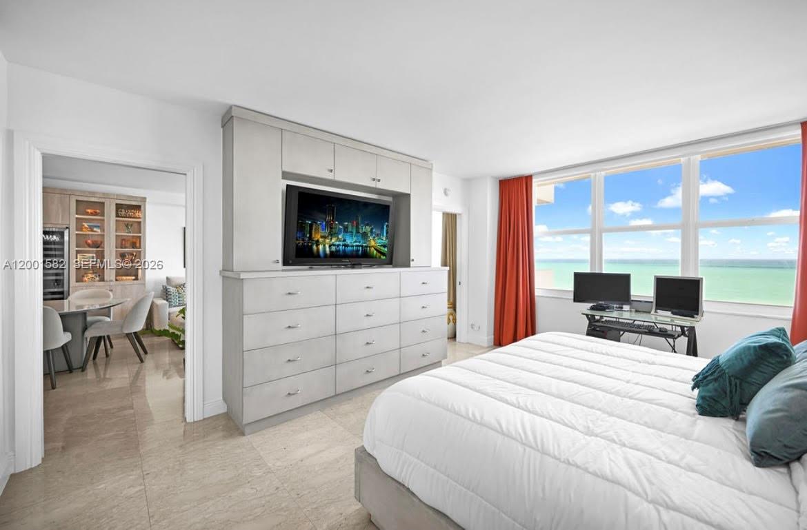 THE PAVILION CONDO - Residential