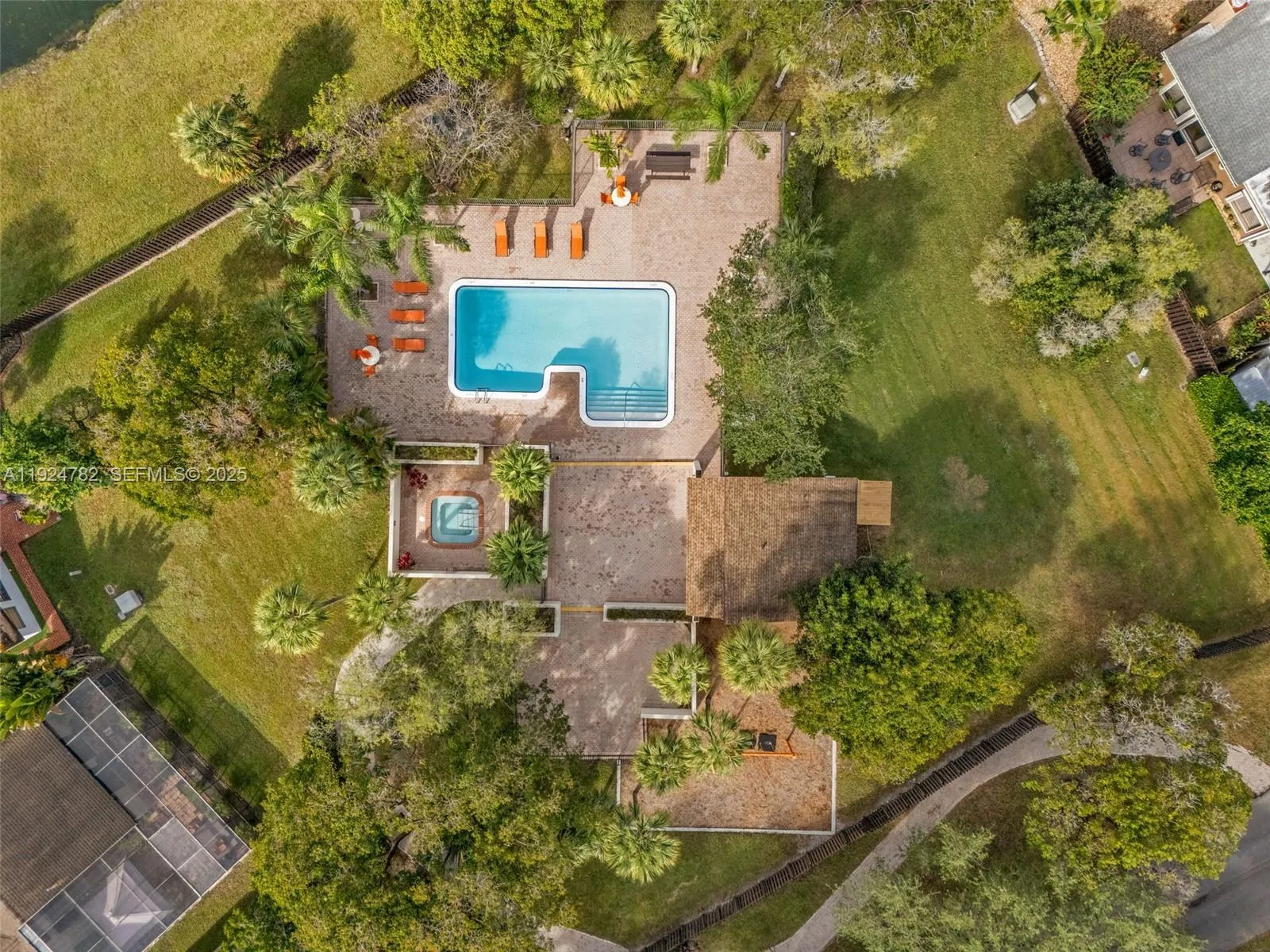 Miami, Florida 33186, United States, 3 Bedrooms Bedrooms, ,2 BathroomsBathrooms,Residential,Active,251382