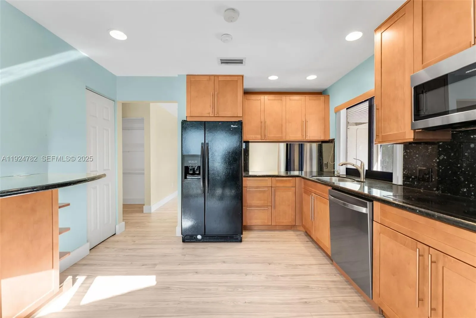 Miami, Florida 33186, United States, 3 Bedrooms Bedrooms, ,2 BathroomsBathrooms,Residential,Active,251382