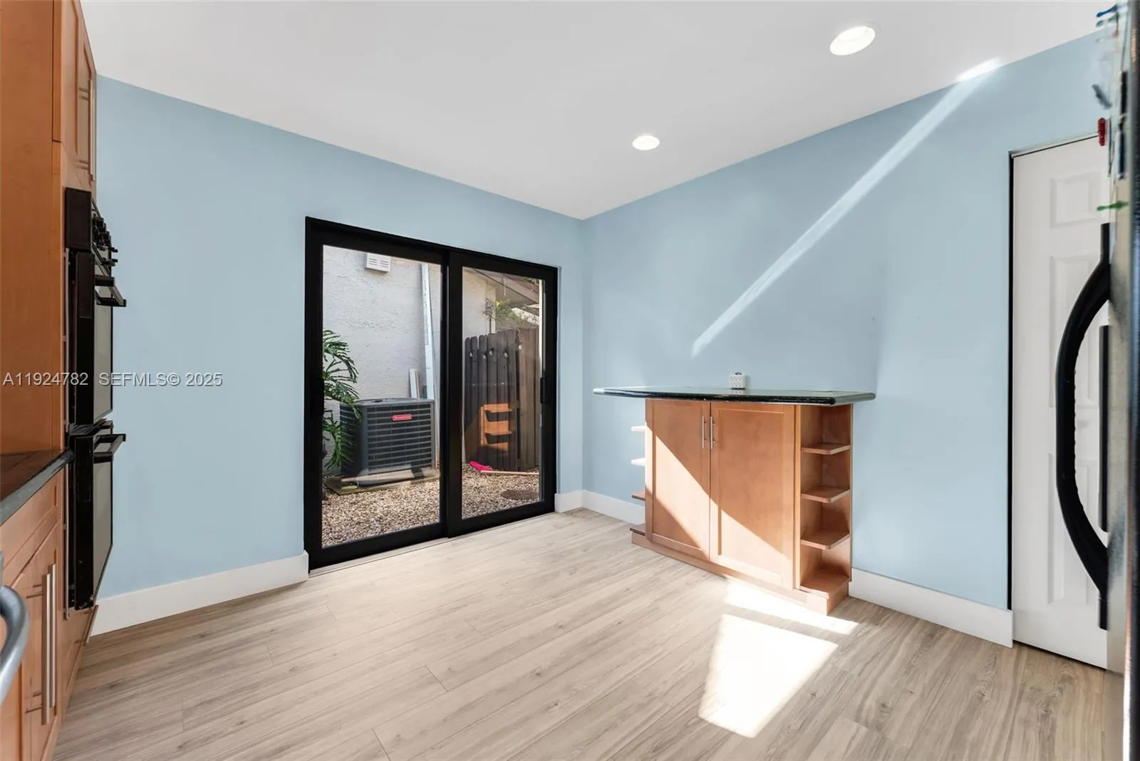 Miami, Florida 33186, United States, 3 Bedrooms Bedrooms, ,2 BathroomsBathrooms,Residential,Active,251382