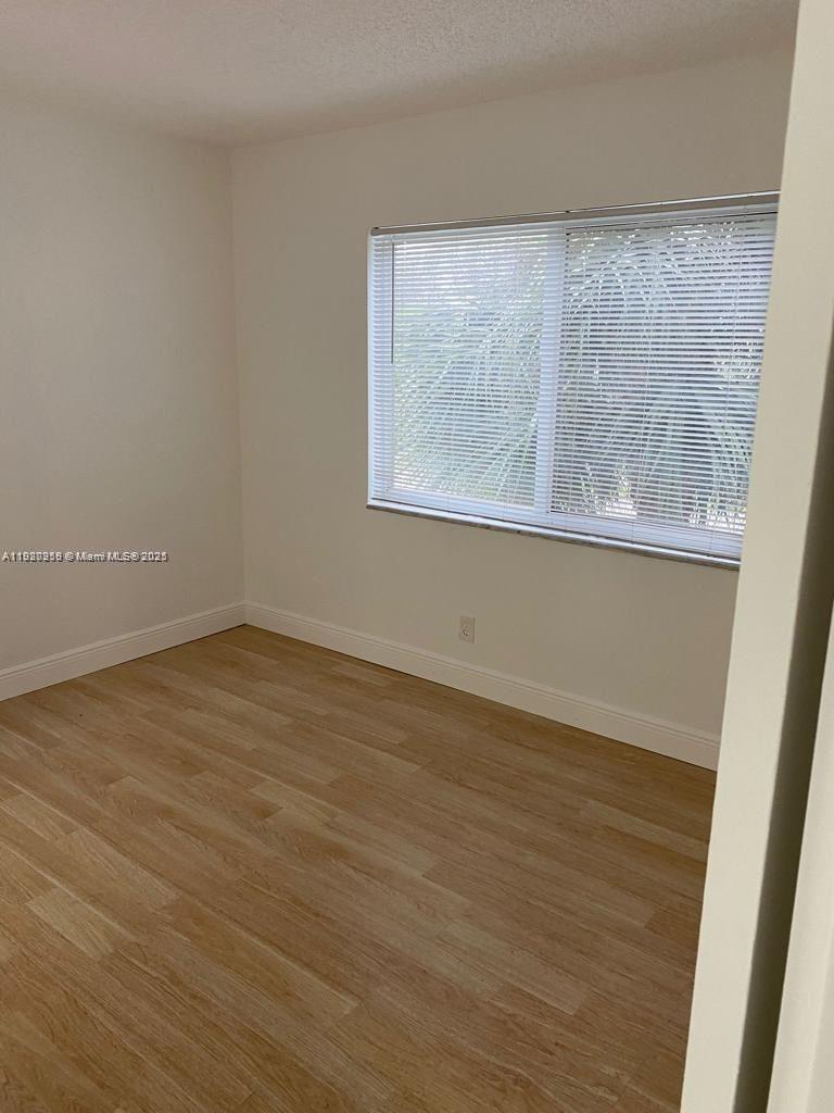 JAMESTOWN CONDO - Residential