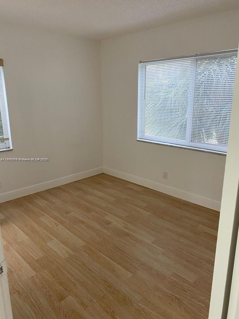 JAMESTOWN CONDO - Residential