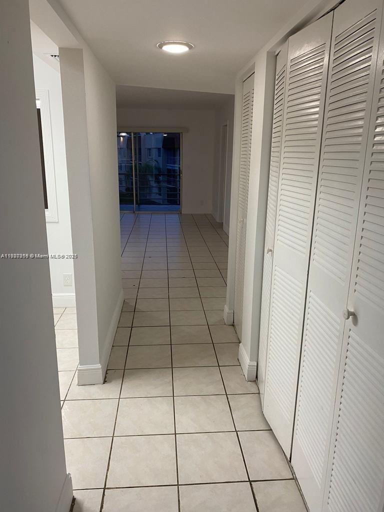 JAMESTOWN CONDO - Residential