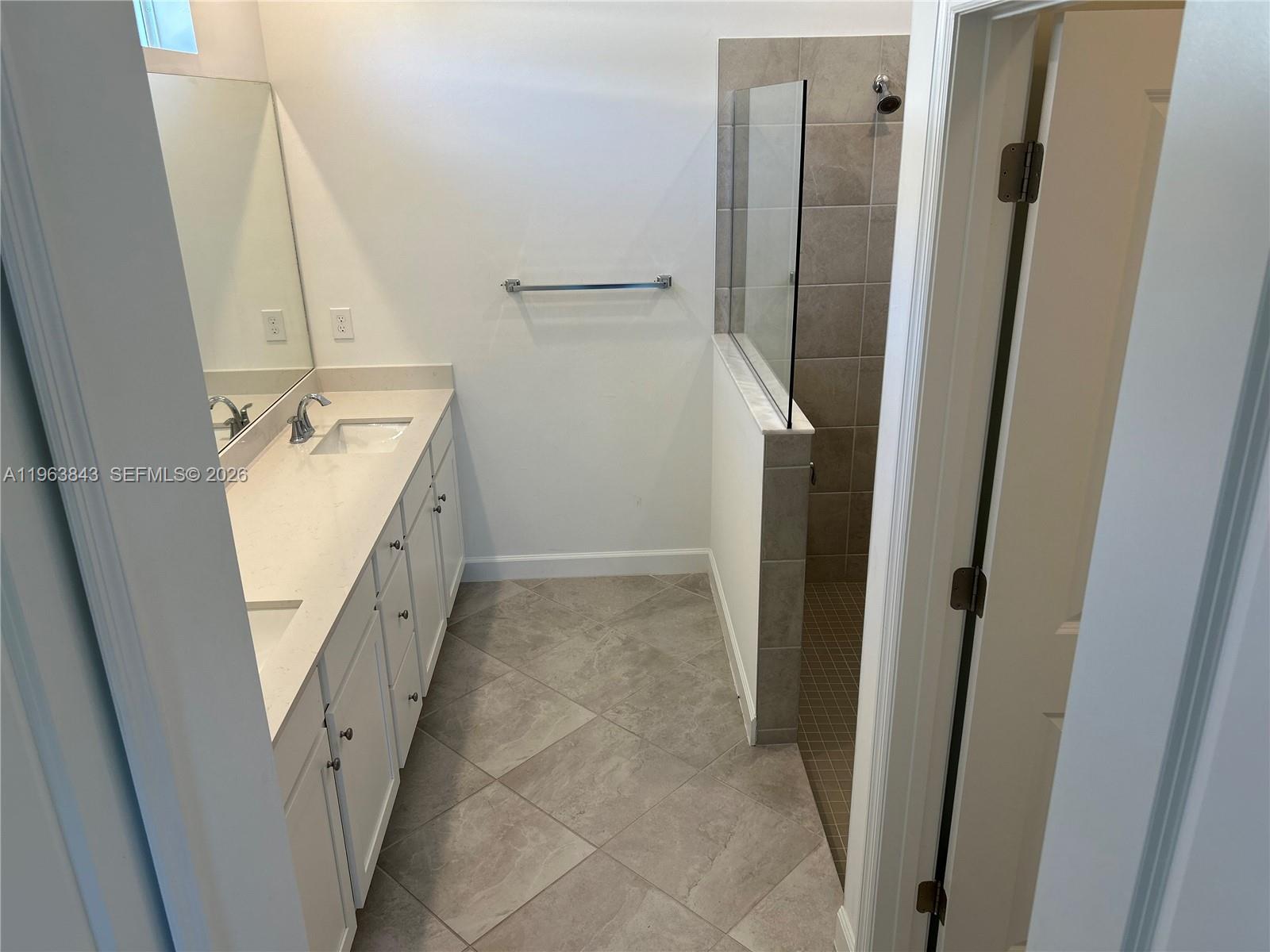 IBIS LANDING - Residential