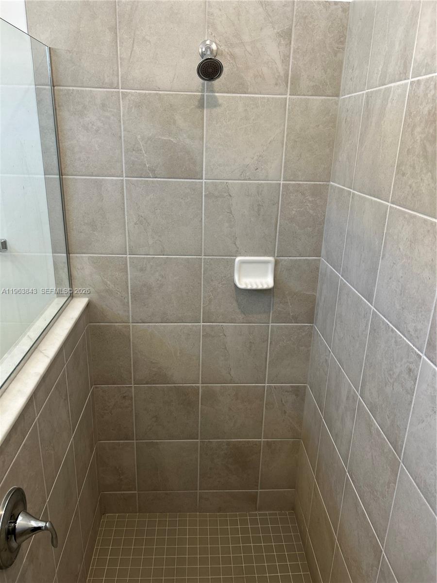 IBIS LANDING - Residential