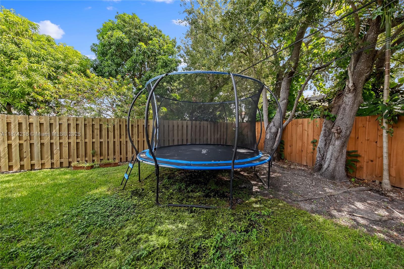 SUNILAND TERRACE - Residential Lease