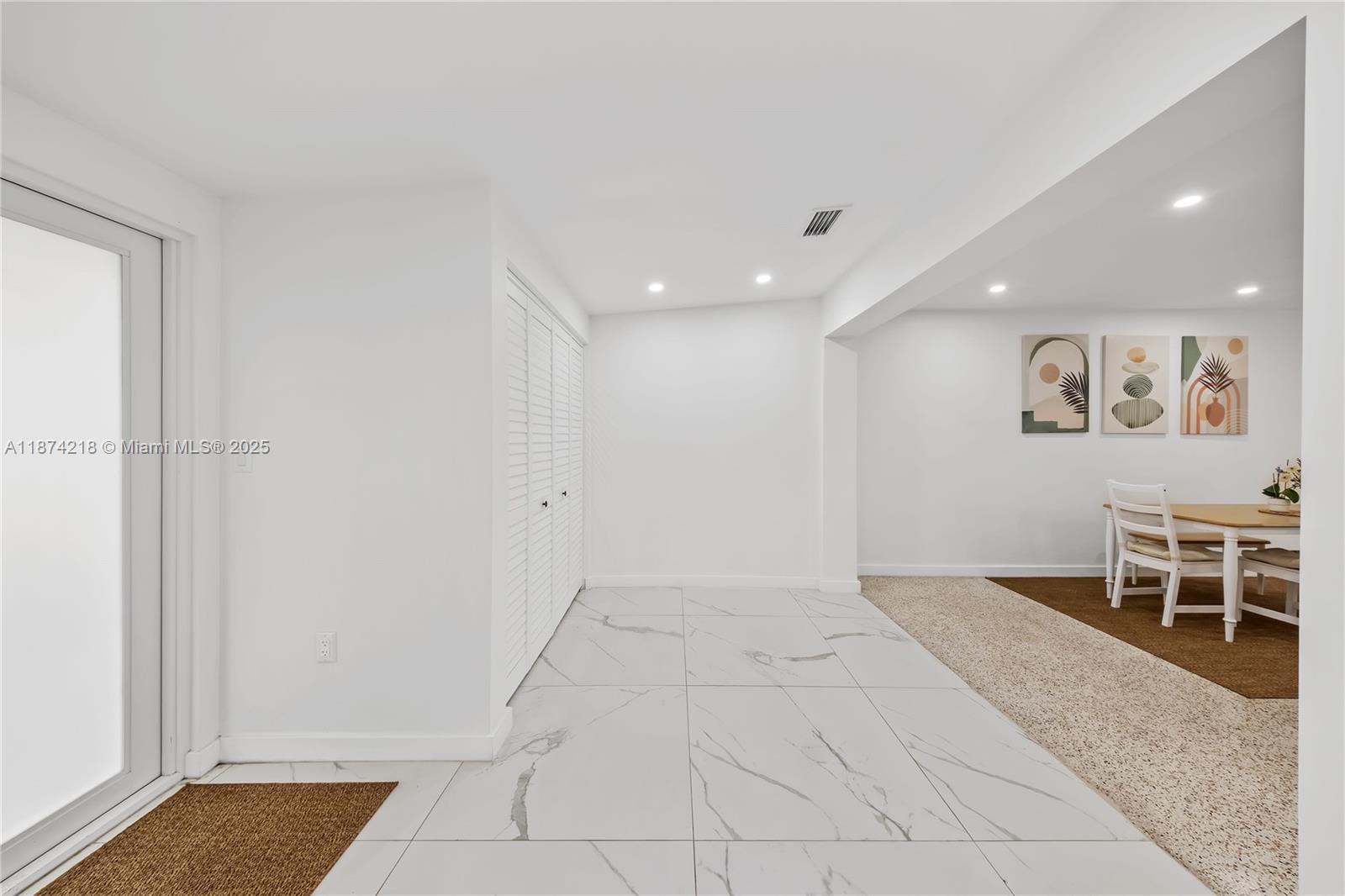 SUNILAND TERRACE - Residential Lease