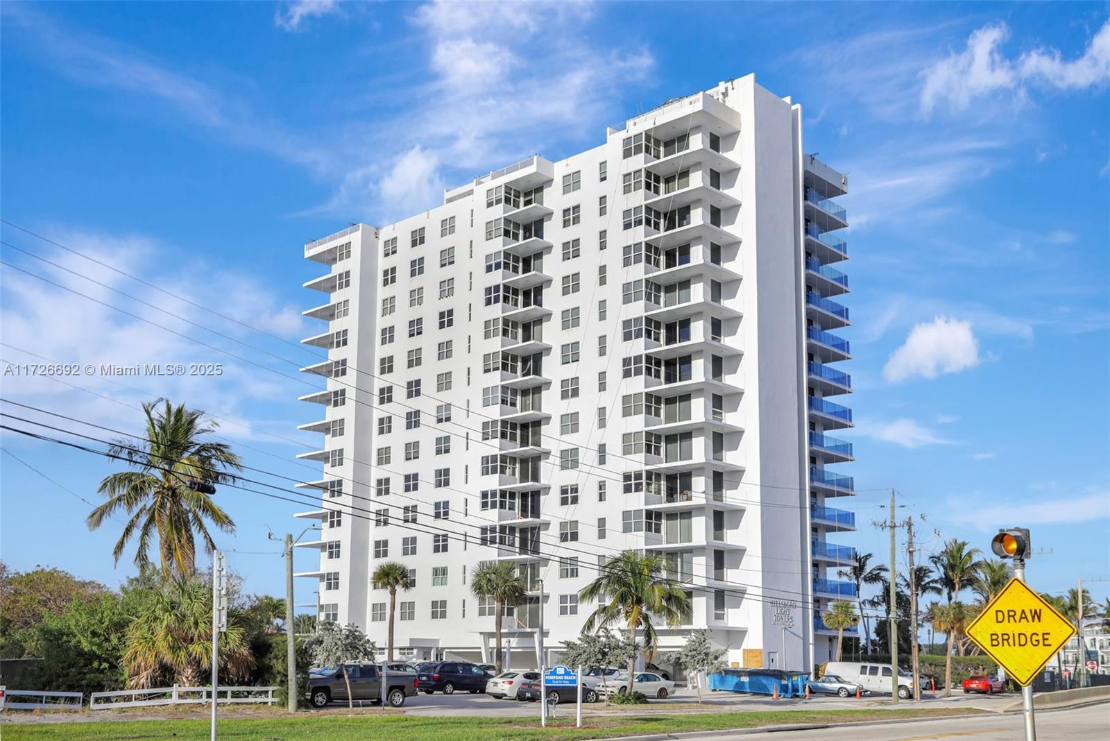 2639 N Riverside Dr 901