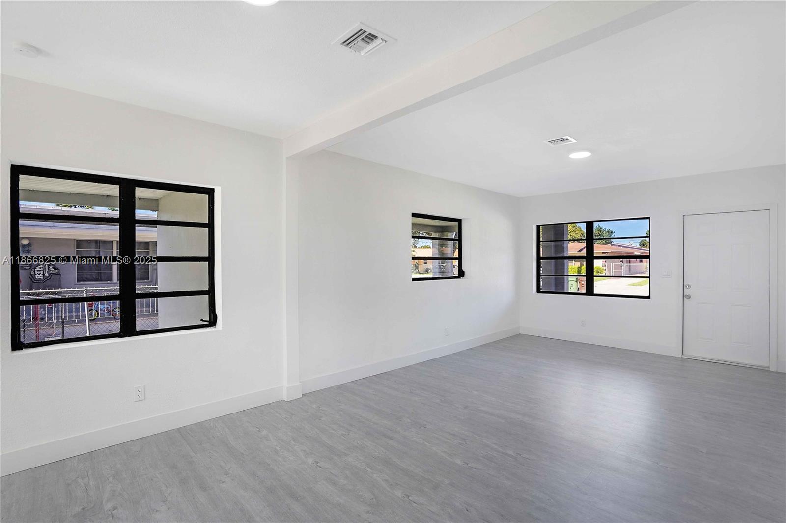 TOWN OF HIALEAH 1 ADDN AM - Residential