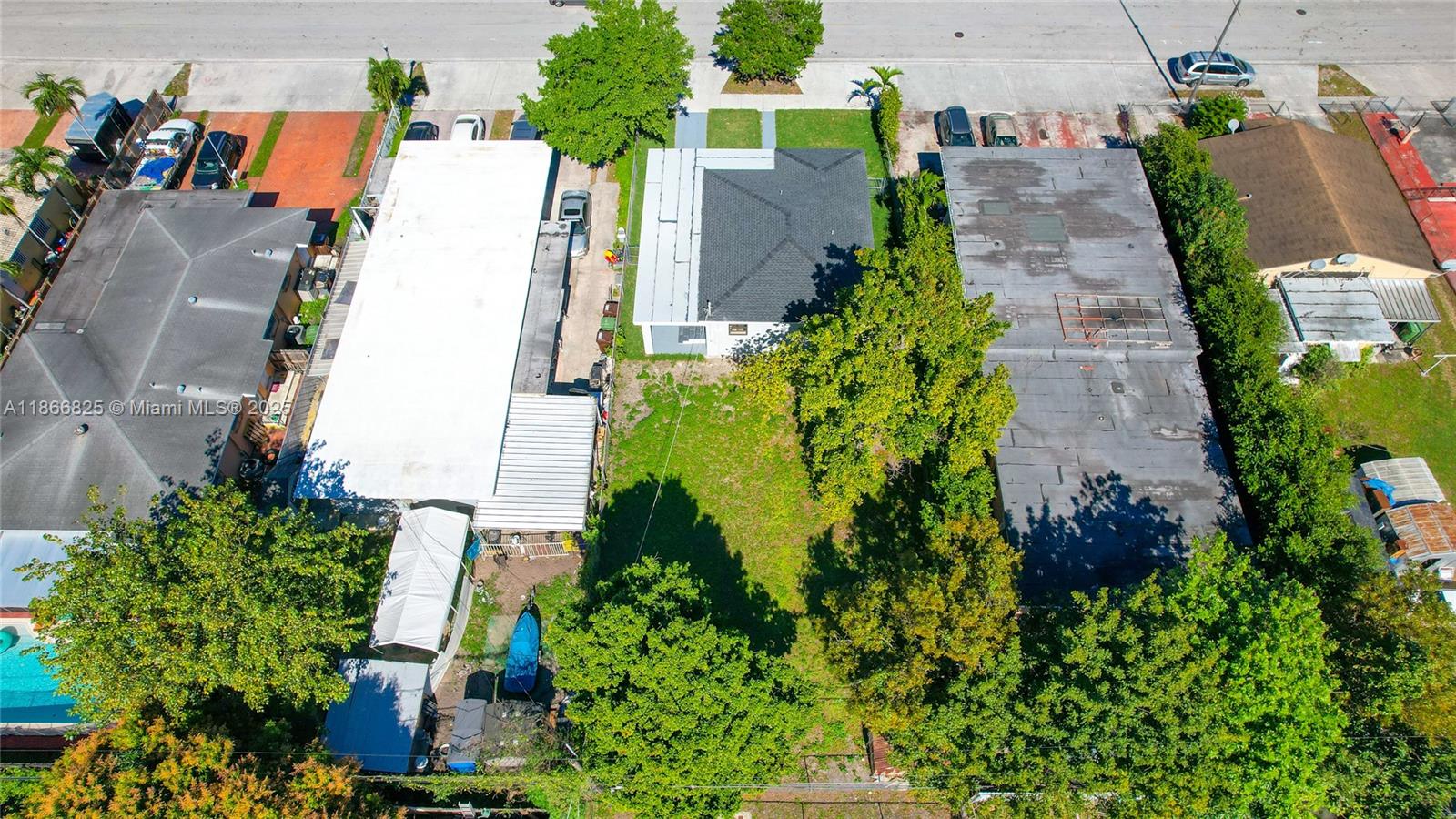 TOWN OF HIALEAH 1 ADDN AM - Residential