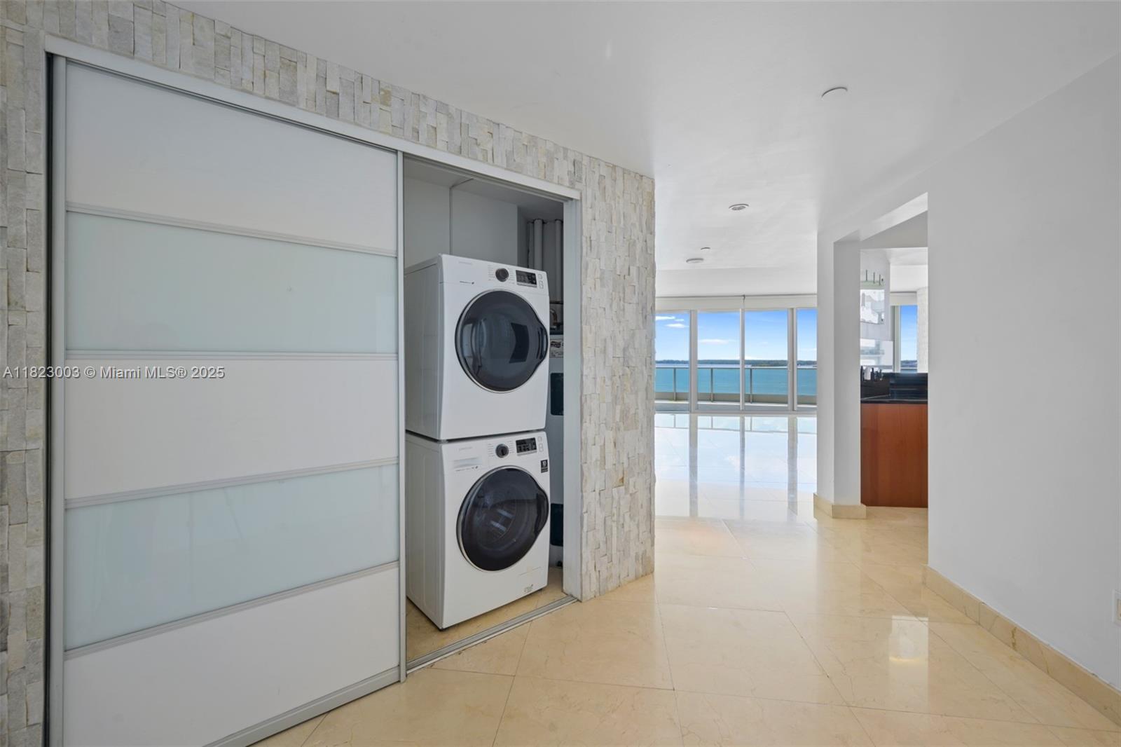 1331 Brickell Bay Dr 911
