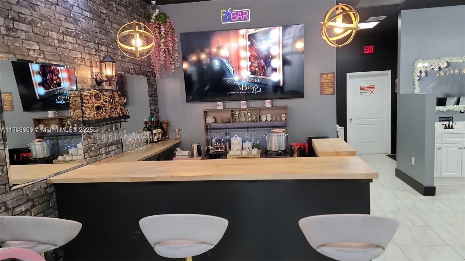 5220 Coconut Creek Pkwy