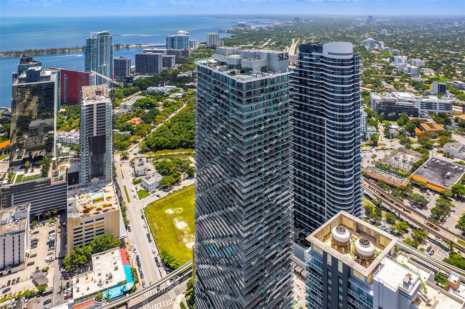 1300 S MIAMI AVENUE CONDO - Residential