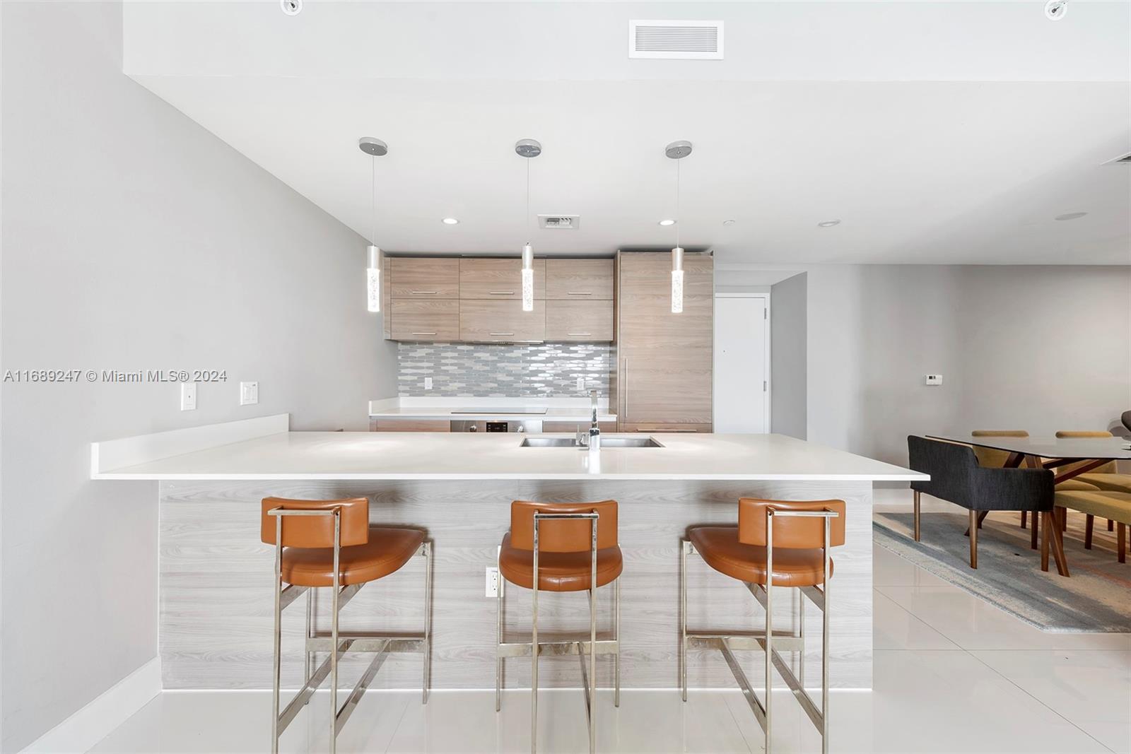 1300 S MIAMI AVENUE CONDO - Residential