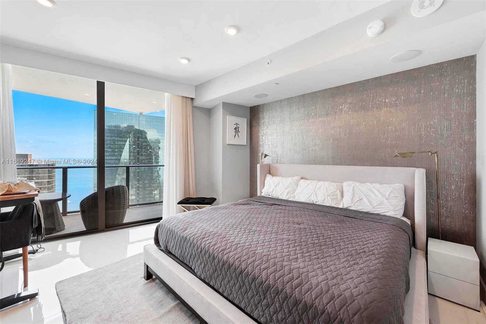1300 S MIAMI AVENUE CONDO - Residential