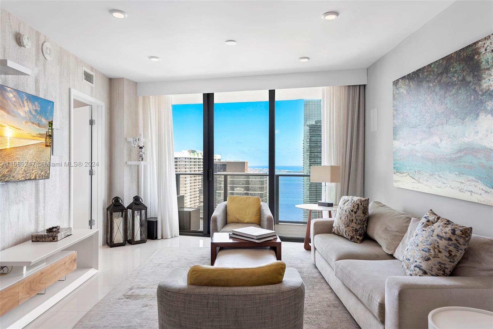 1300 S MIAMI AVENUE CONDO - Residential