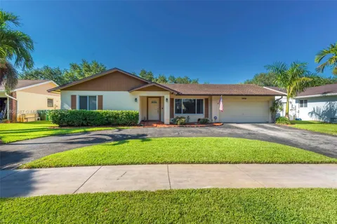 MLS: A11804387
