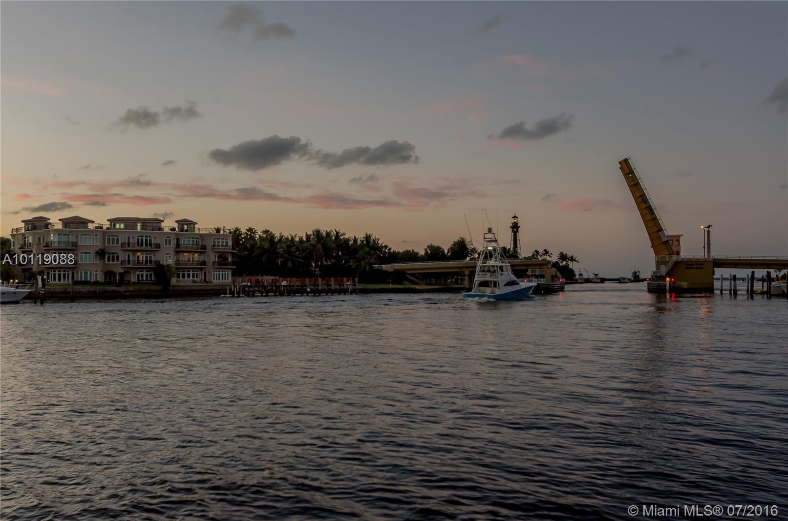 Lighthouse Point First Se - Residential