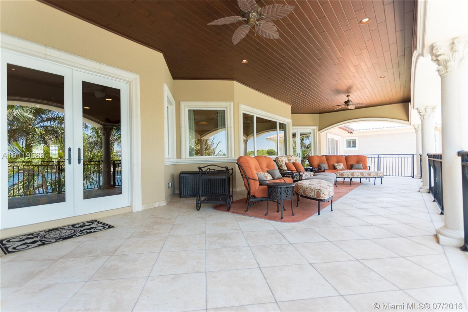 Lighthouse Point First Se - Residential