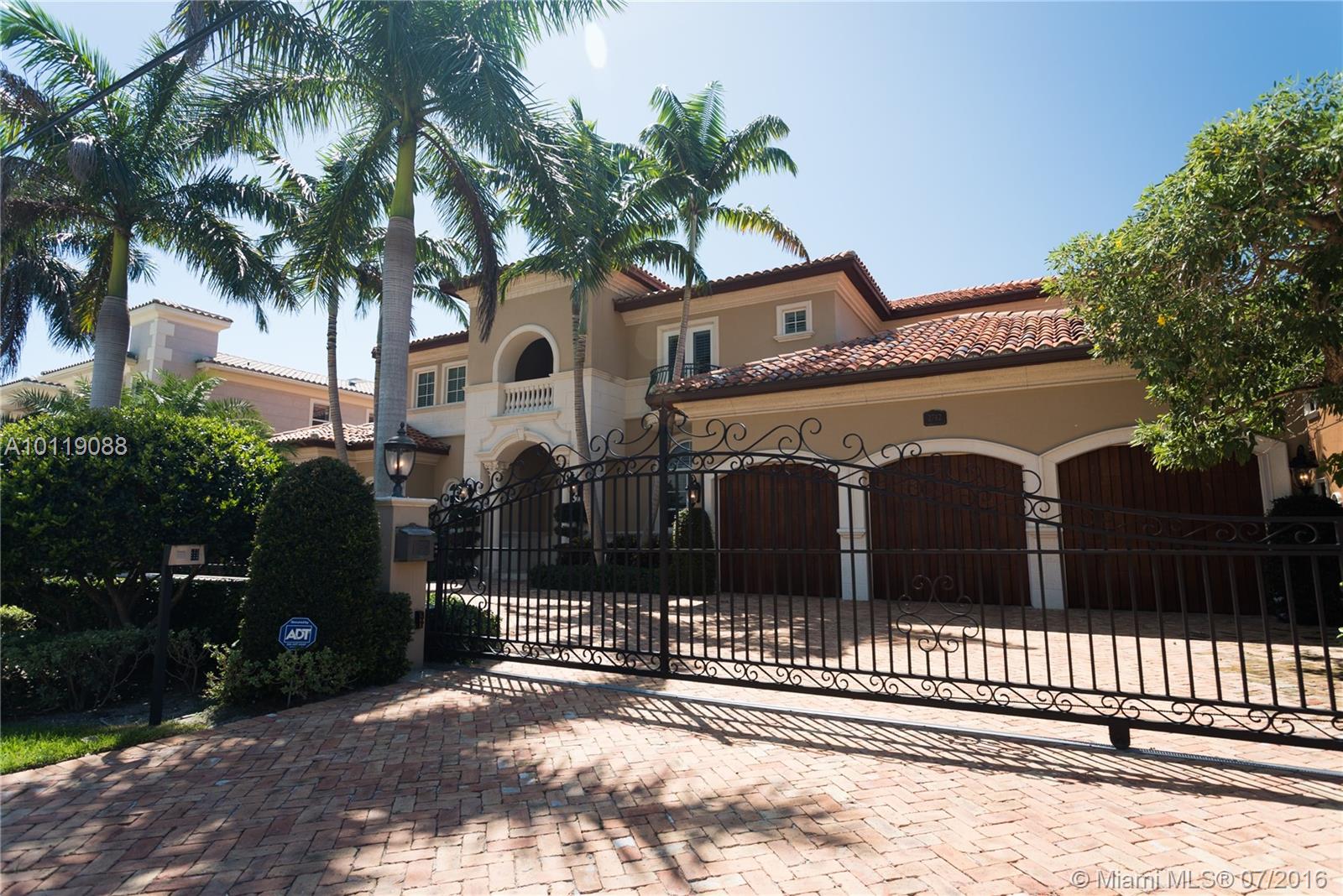 Lighthouse Point First Se - Residential