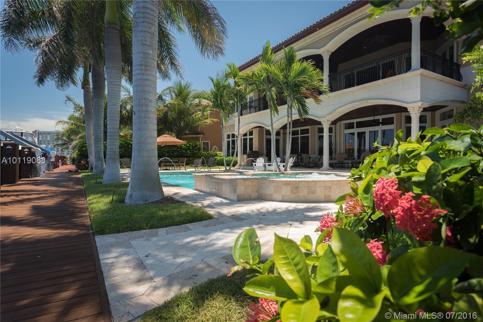 Lighthouse Point First Se - Residential