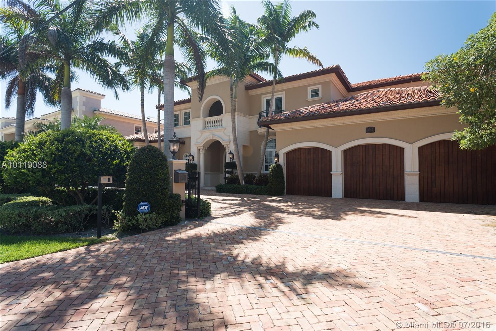 Lighthouse Point First Se - Residential