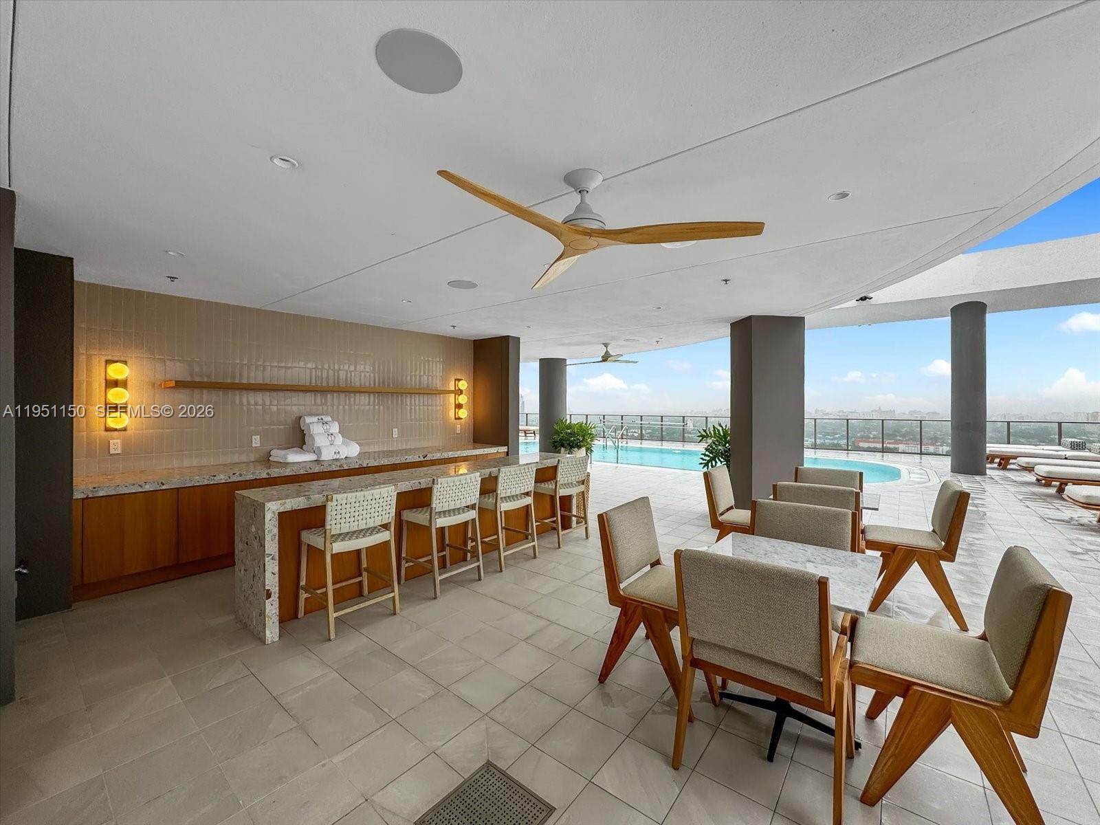 MR C RESIDENCES - Residential