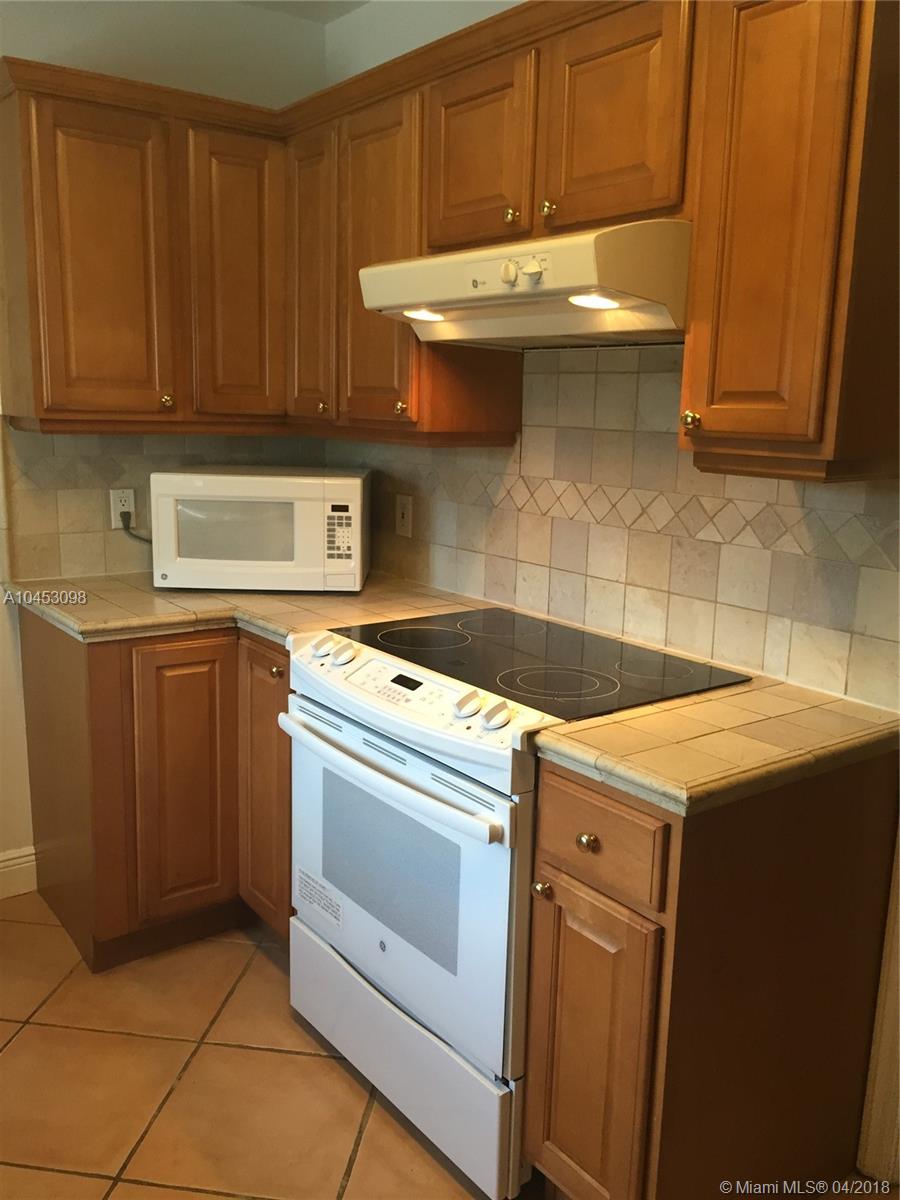 C GABLES GRANADA SEC REV - Residential Lease