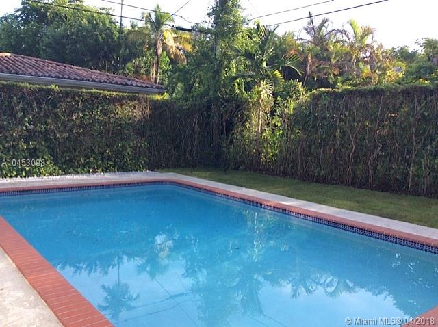 C GABLES GRANADA SEC REV - Residential Lease