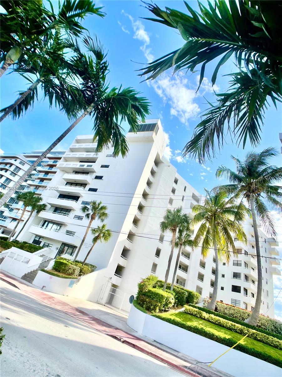 INDIAN CREEK CL MARINA CO - Residential Lease