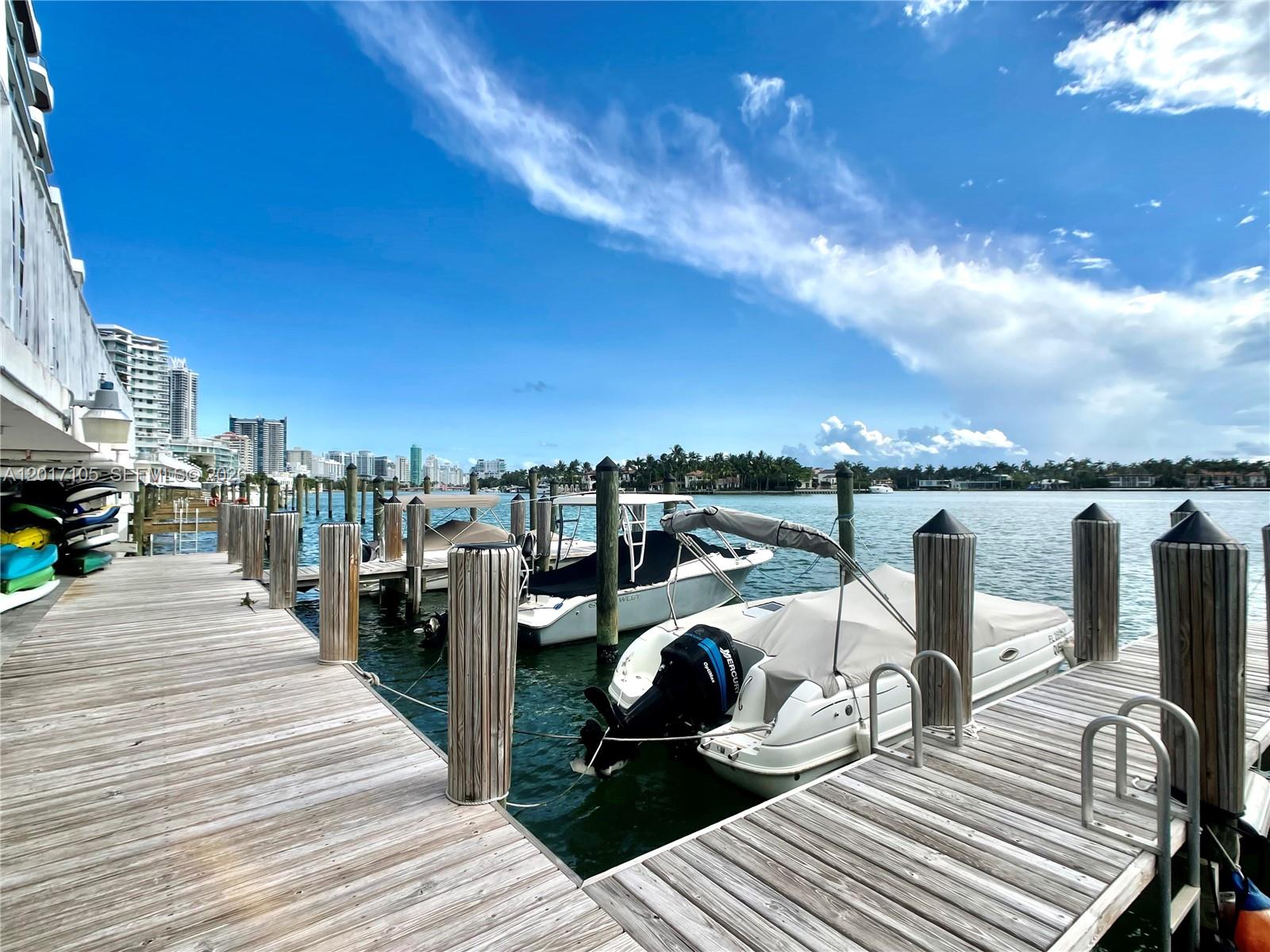 INDIAN CREEK CL MARINA CO - Residential Lease