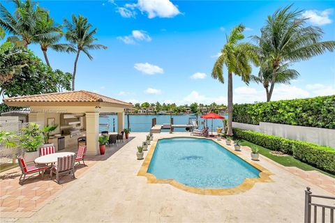 66 S Hibiscus Dr Miami Beach FL 33139