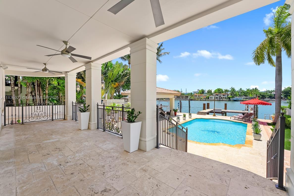 HIBISCUS ISLAND - Residential