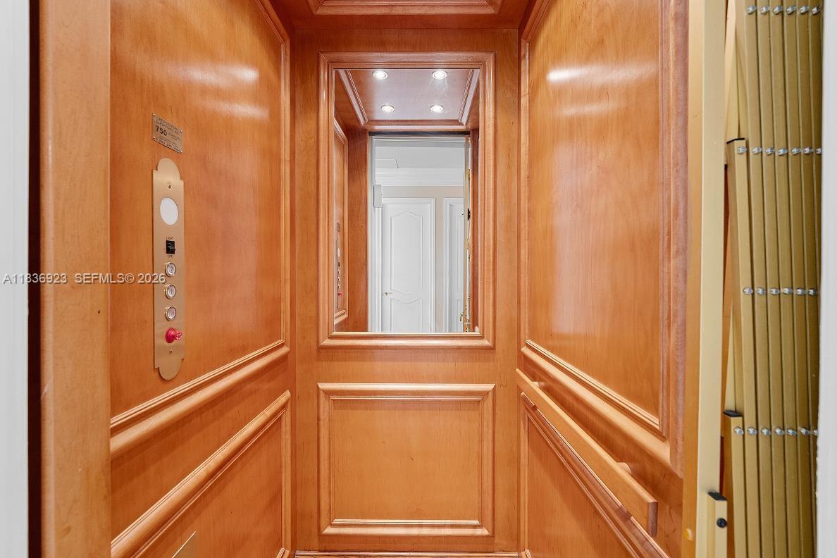 HIBISCUS ISLAND - Residential