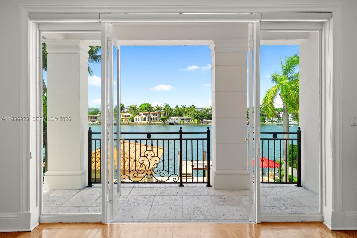 HIBISCUS ISLAND - Residential