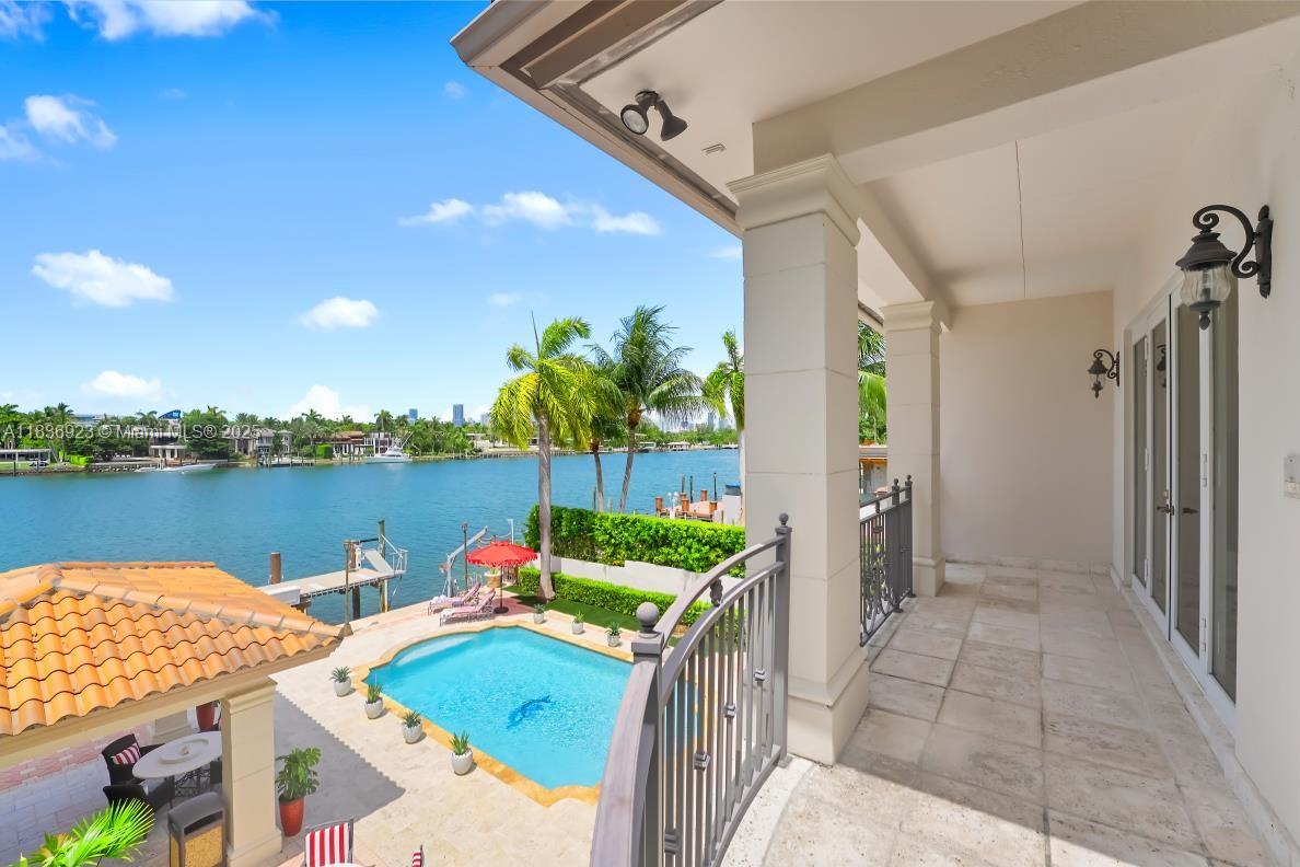 HIBISCUS ISLAND - Residential