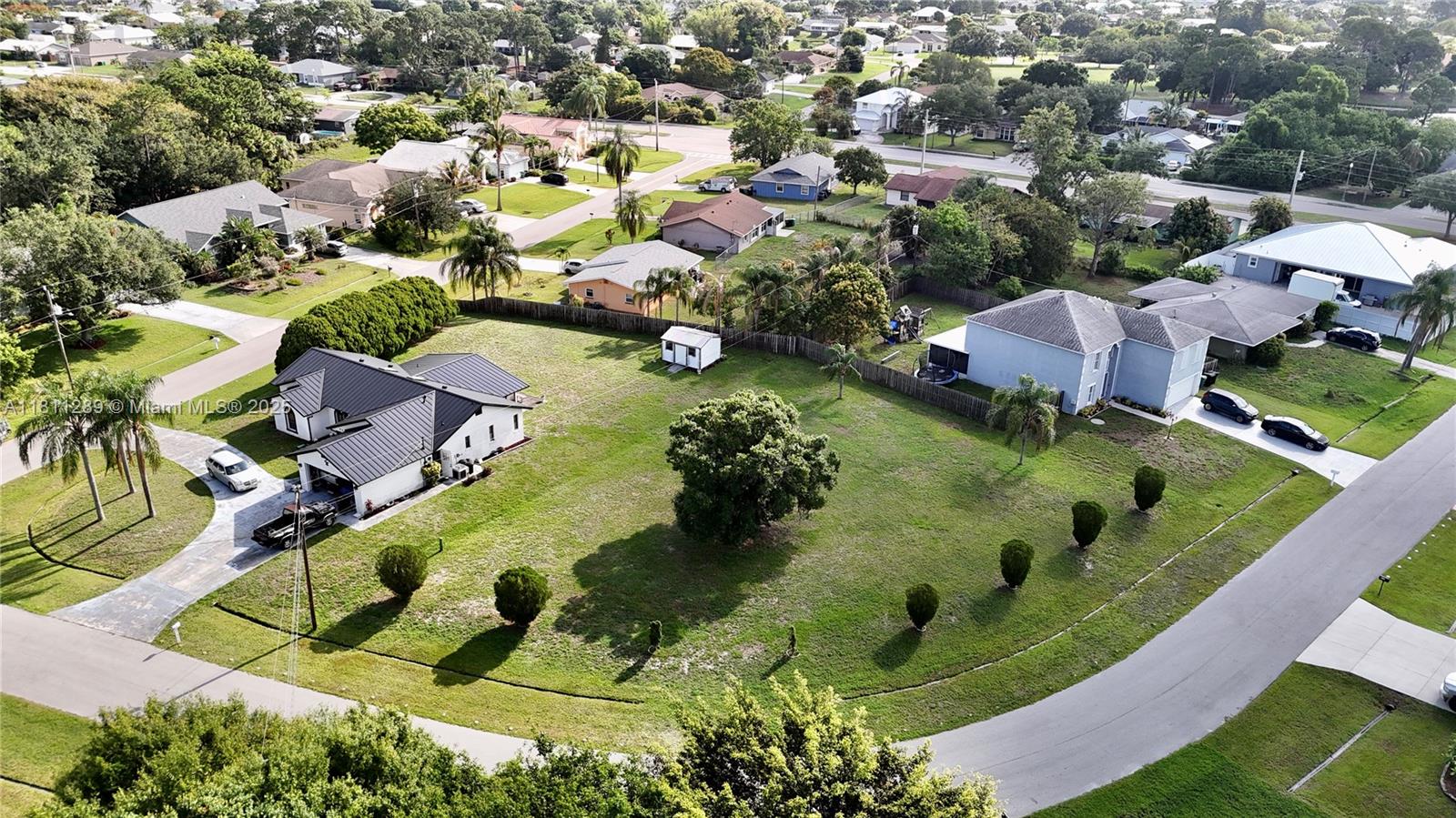 173 Lancaster Ave, Port St. Lucie, FL, 34984/$213,000 3 173 Lancaster Ave