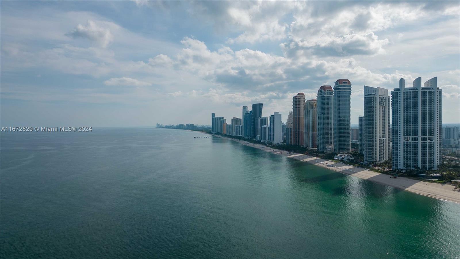 18555 COLLINS AVENUE COND - Residential
