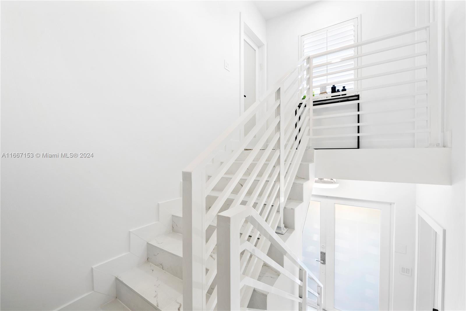MIAMI BEACH NAUTILUS - Residential Income