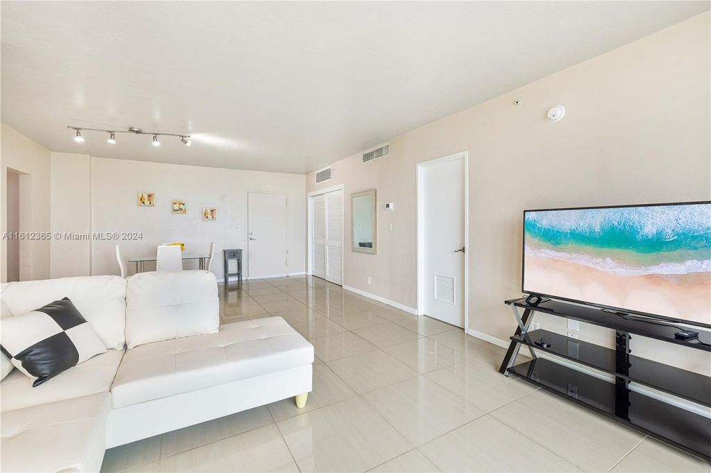 Photo of 3001 S Ocean Dr #529, Hollywood, FL 33019 (MLS # A11612365)