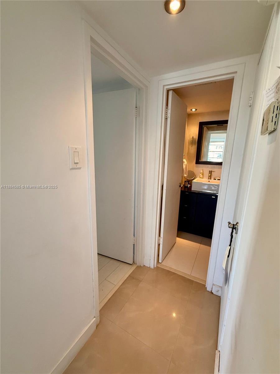 41ST STREET BUSINESS SUB - Residential