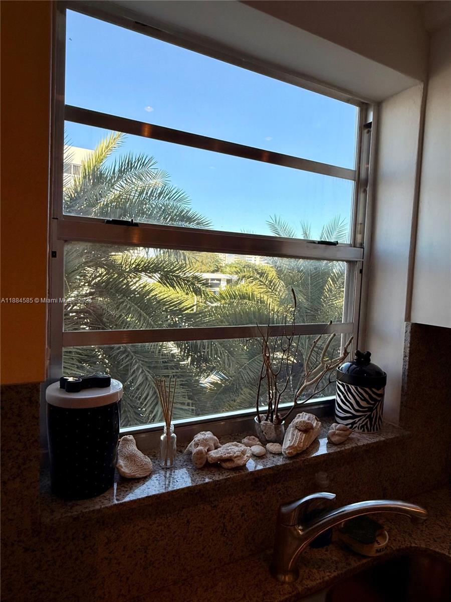 41ST STREET BUSINESS SUB - Residential