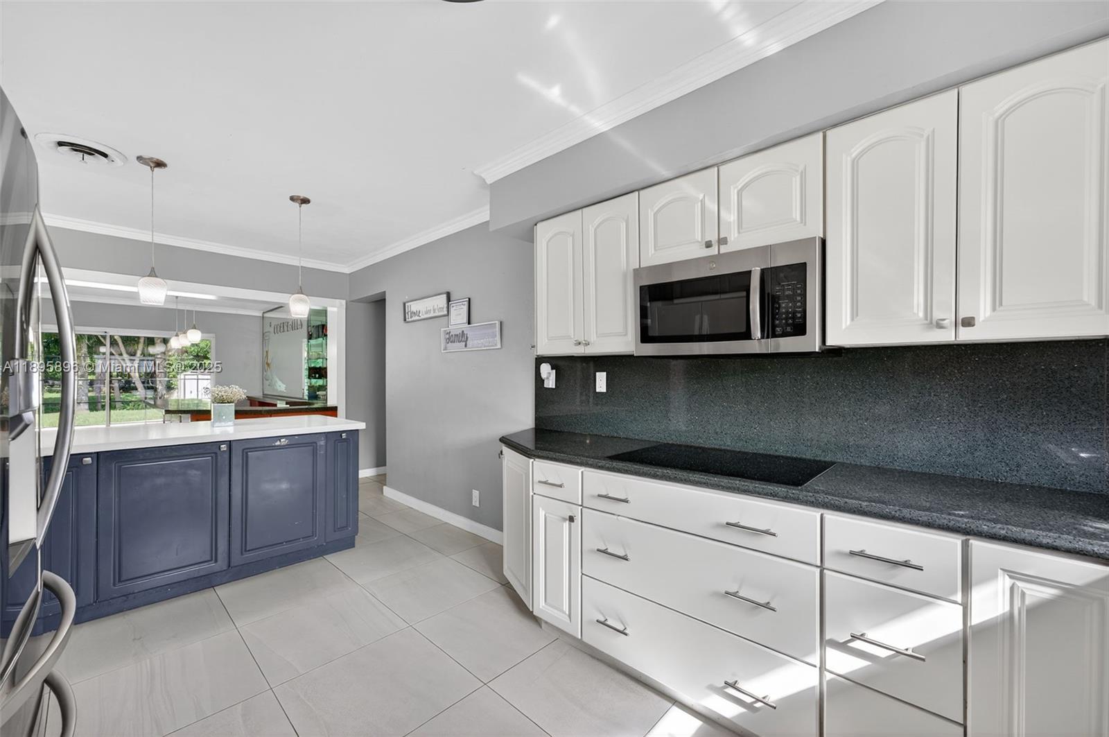 PLANTATION GARDENS - Residential