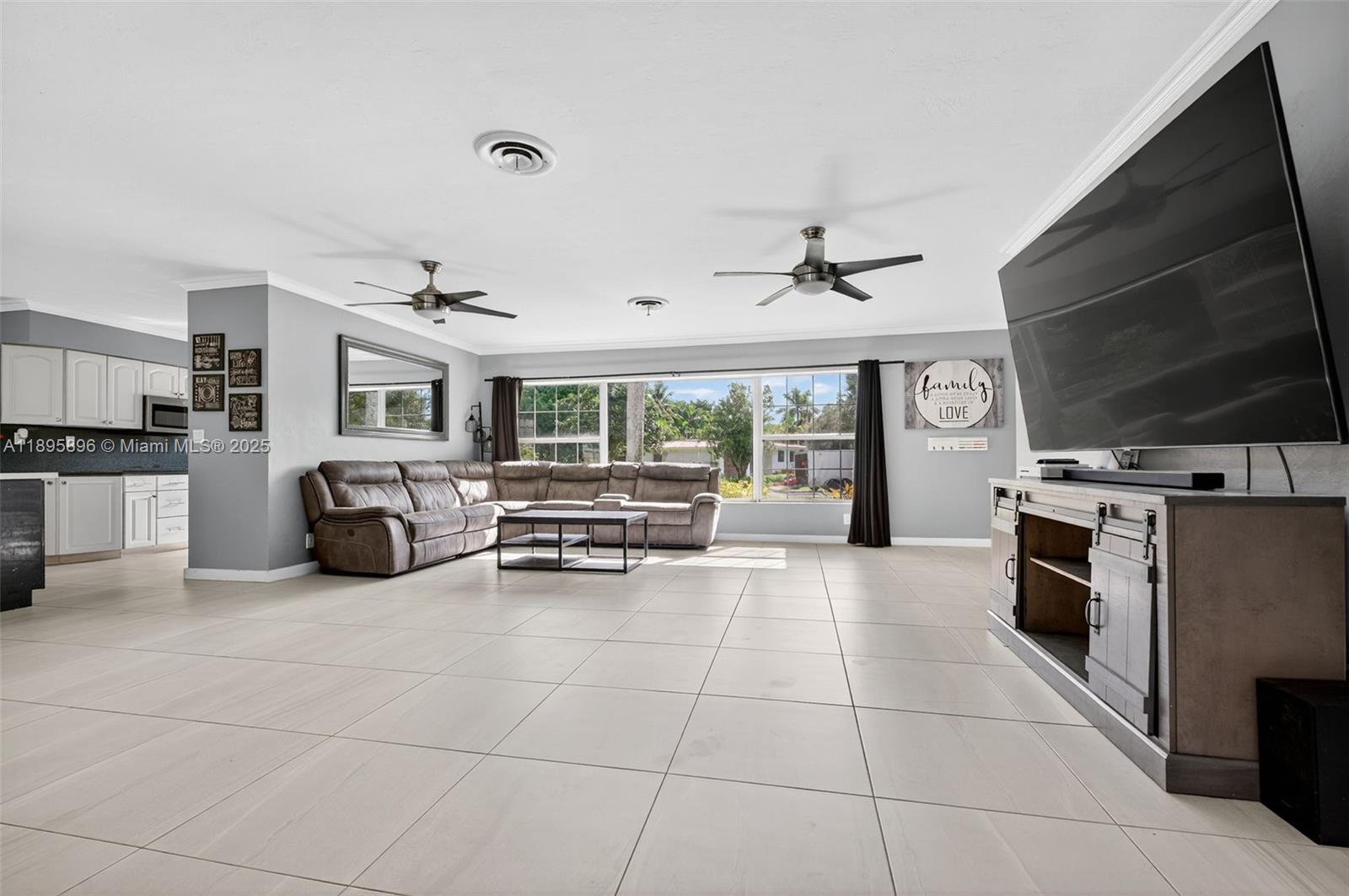 PLANTATION GARDENS - Residential