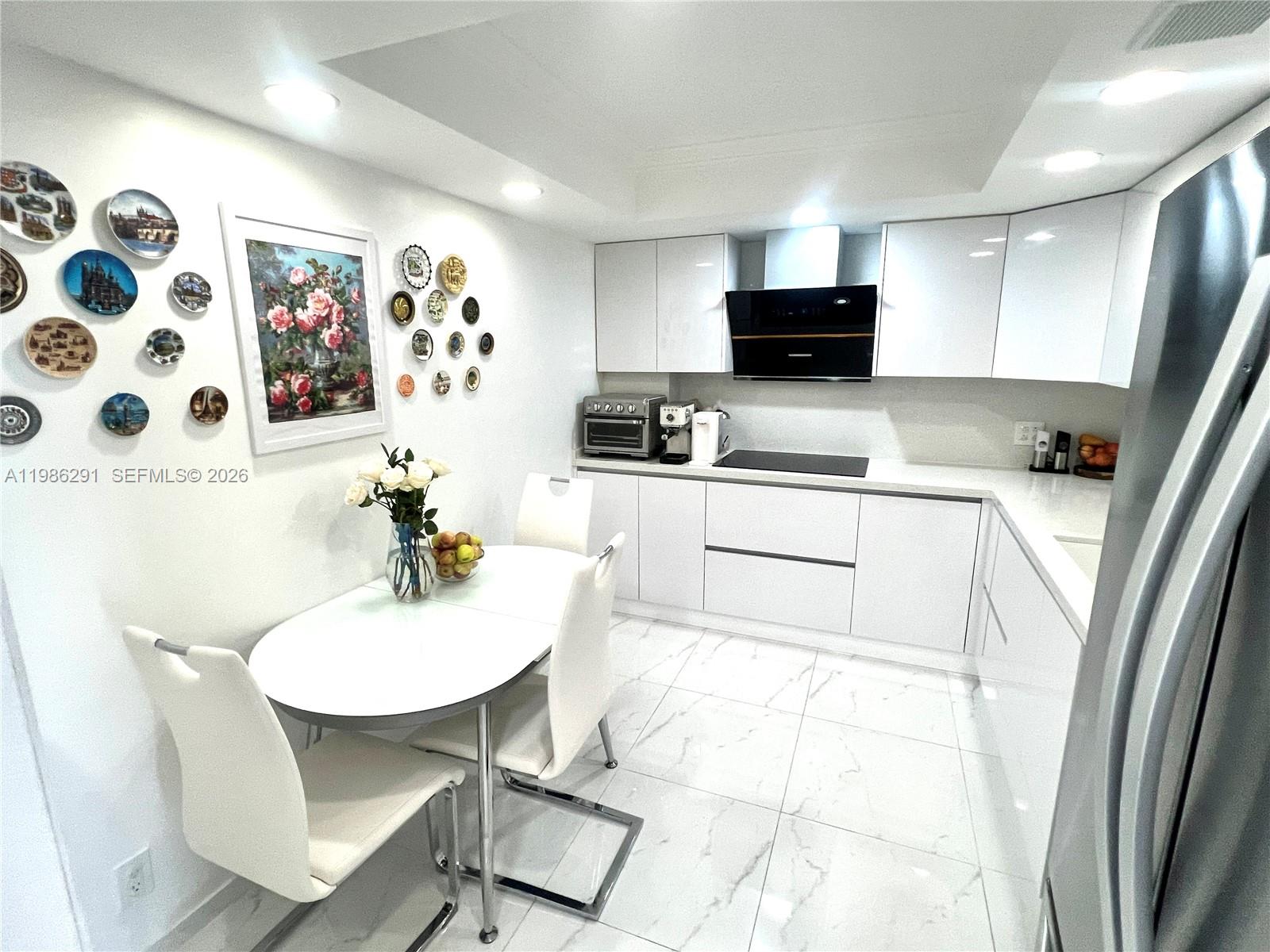 GOLDEN HORN CONDO - Residential