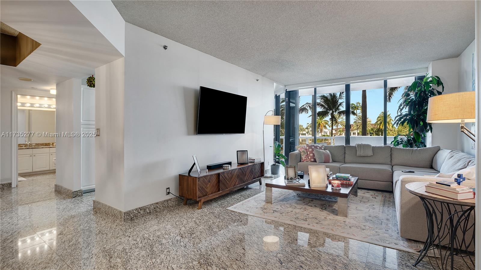 Property for Sale at 3598 Yacht Club Dr 201, Aventura, Miami-Dade County, Florida - Bedrooms: 2 
Bathrooms: 2  - $585,000